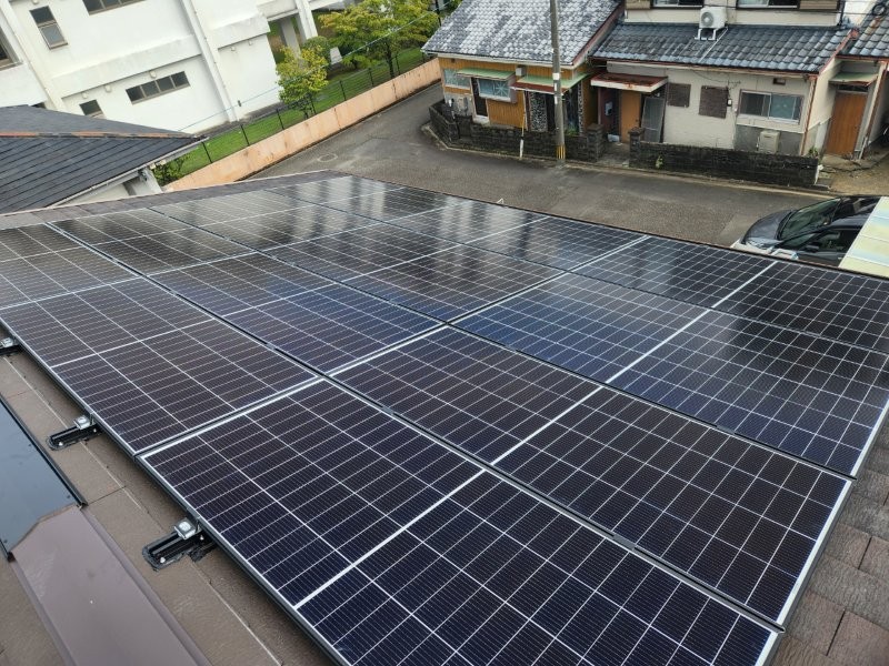 カナディアンソーラー太陽光発電システム